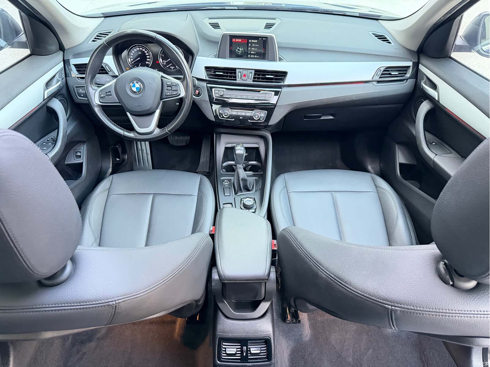 BMW X1, 2019 12