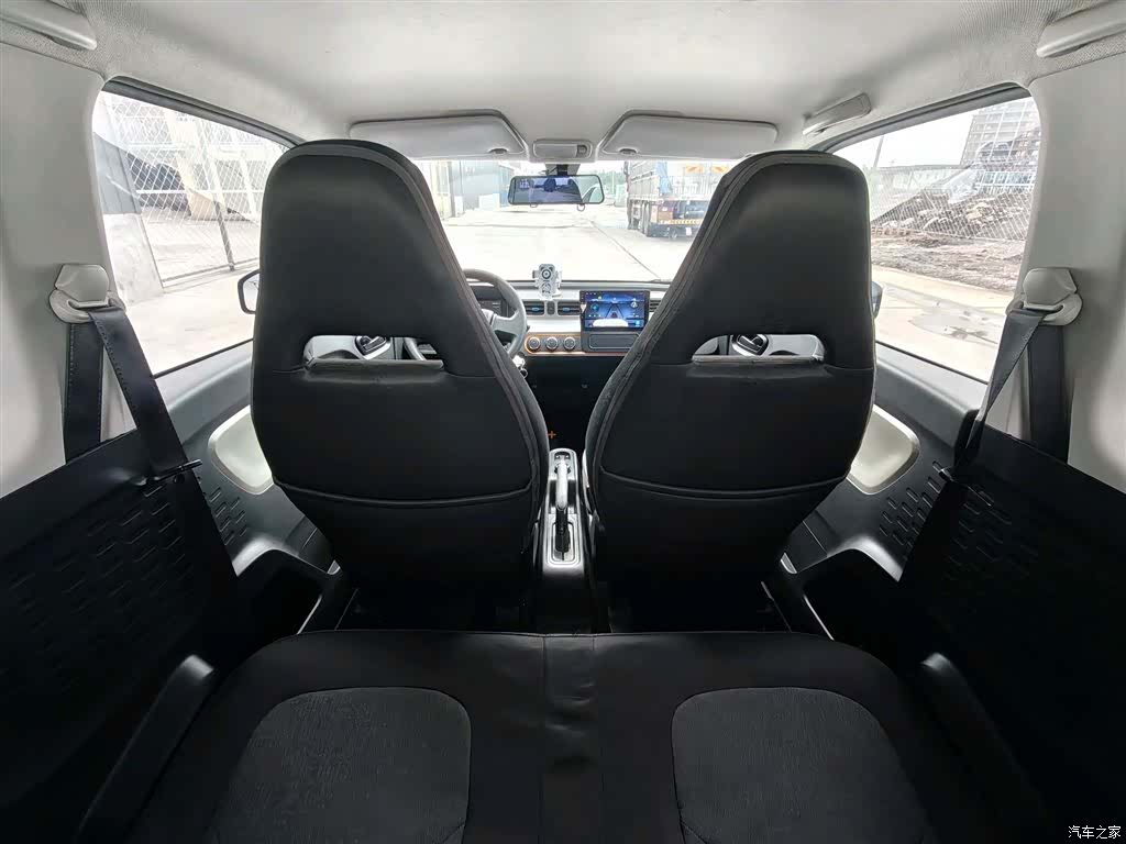 Wuling MINIEV, 2023 10