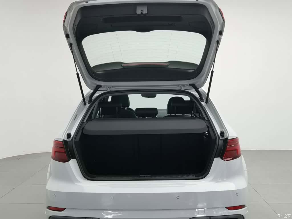 Audi A3, 2019 16