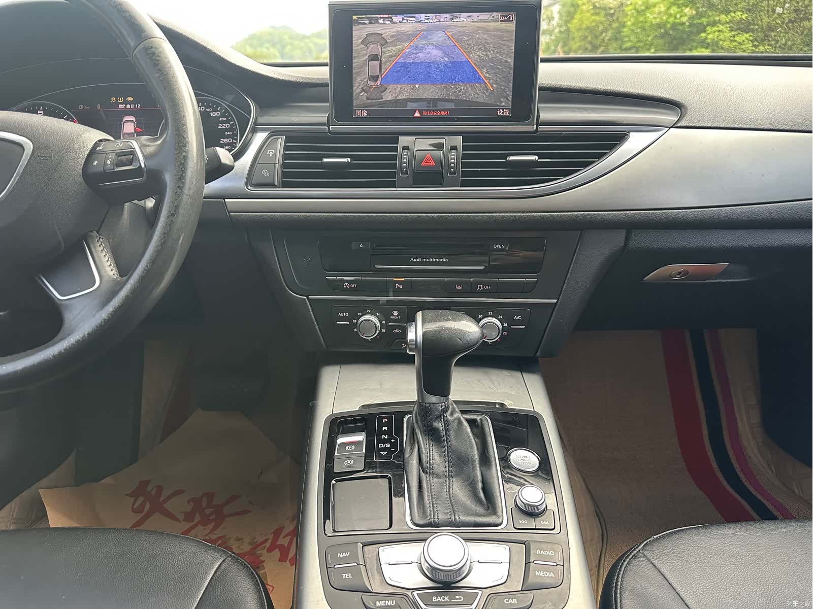 Audi A6L, 2014 12