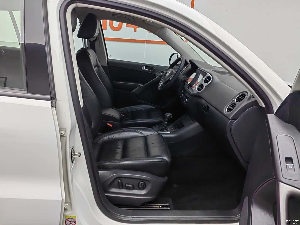 Volkswagen Tiguan, 2012 23