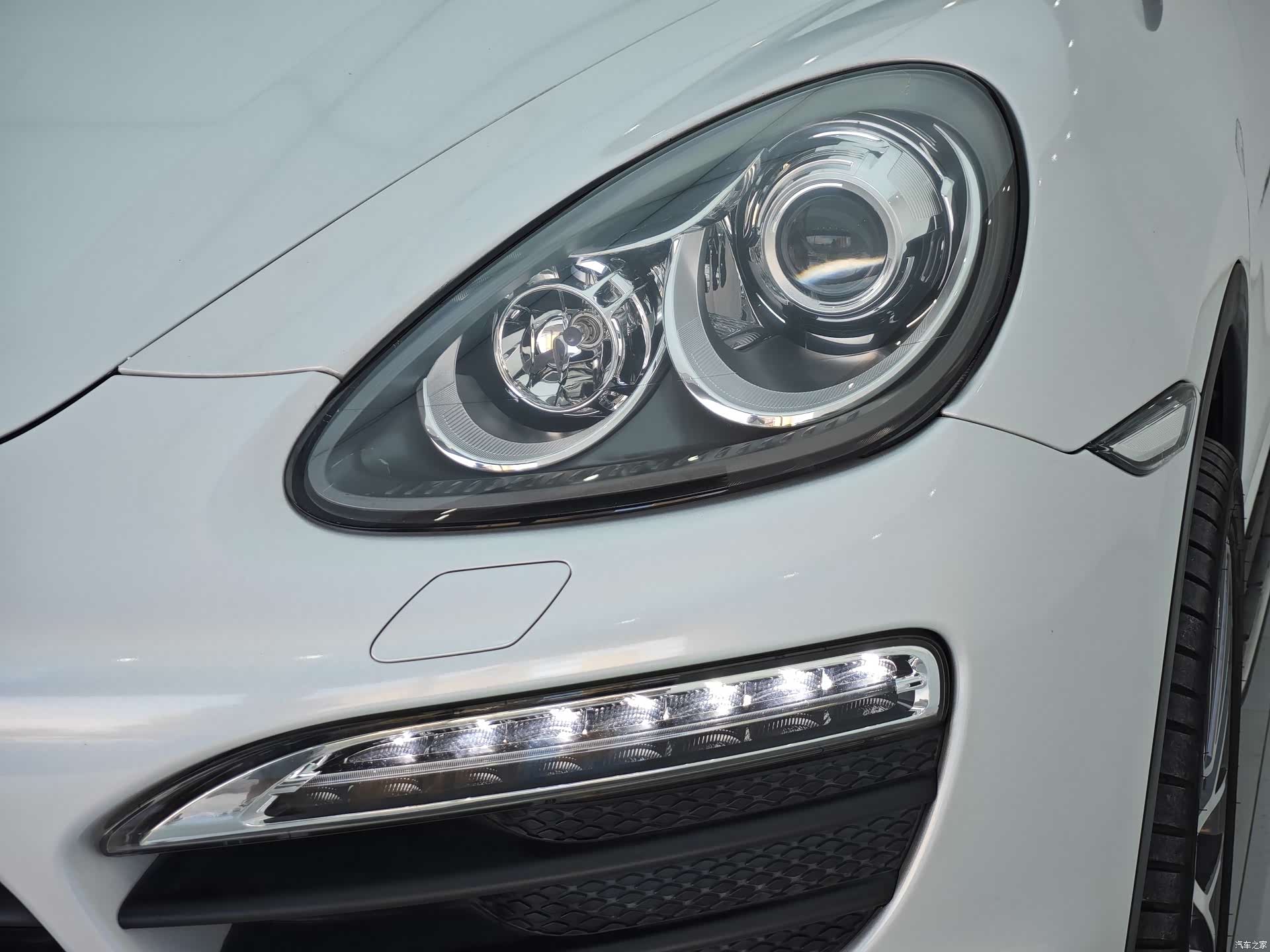 Porsche Cayenne, 2013 12