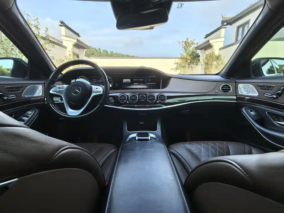 Mercedes-Benz Maybach S-class