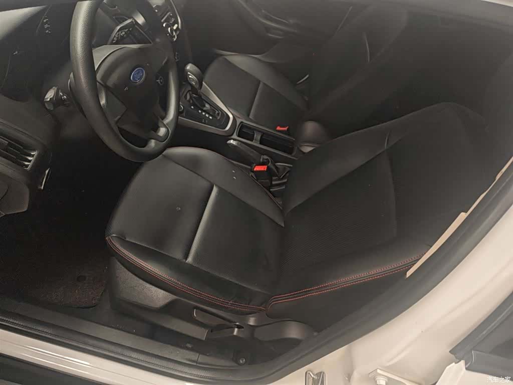 Ford Focus, 2018 9