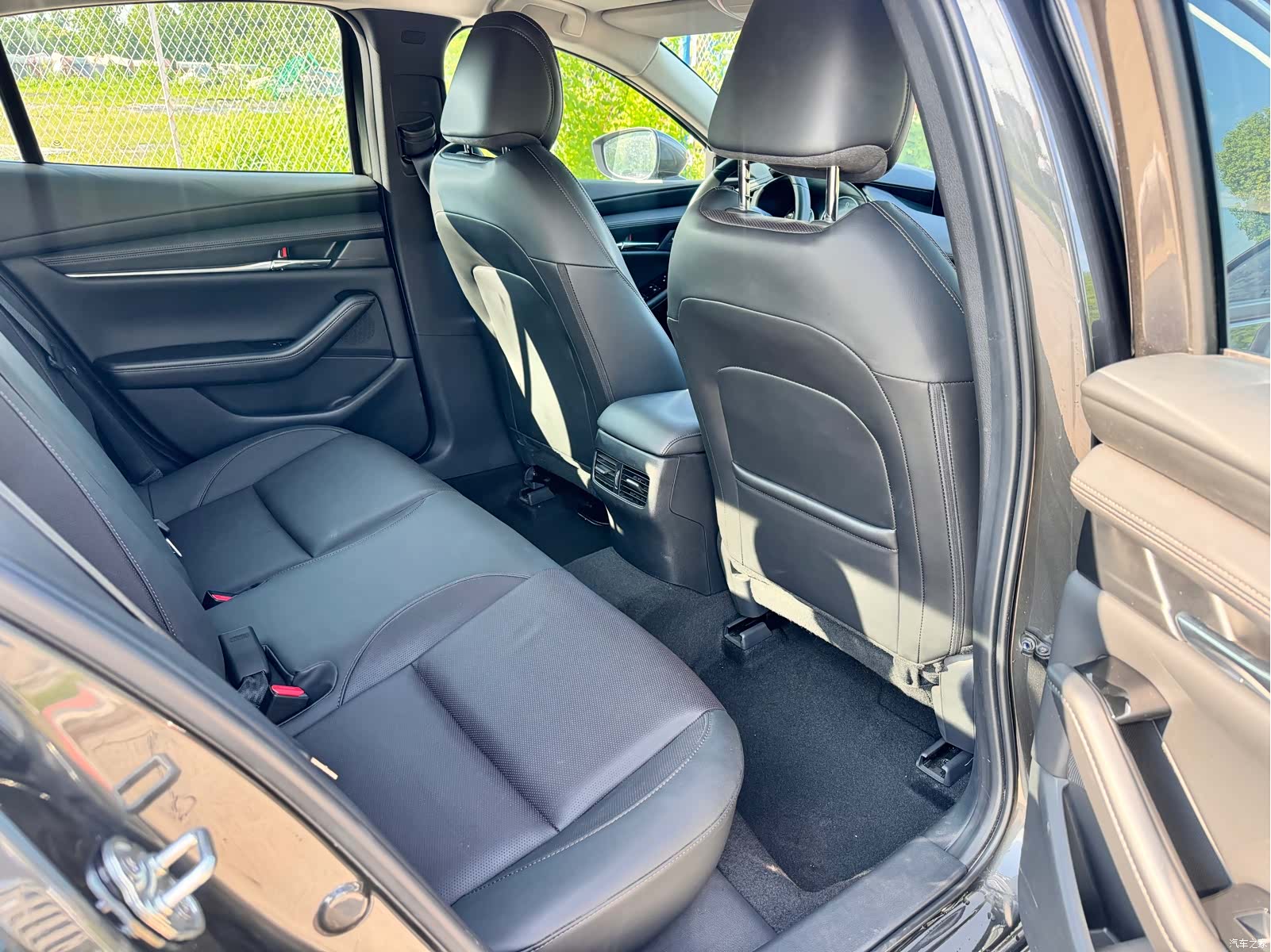 Mazda Mazda3, 2023 25