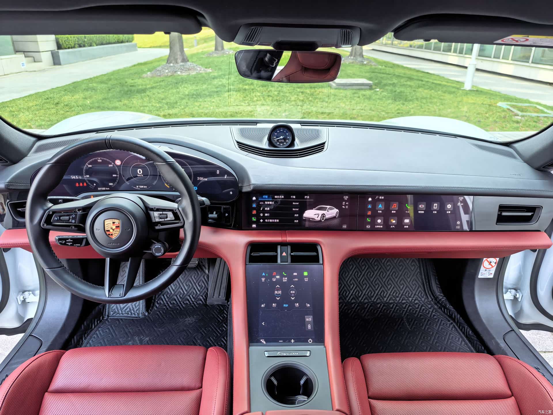 Porsche Taycan, 2023 37
