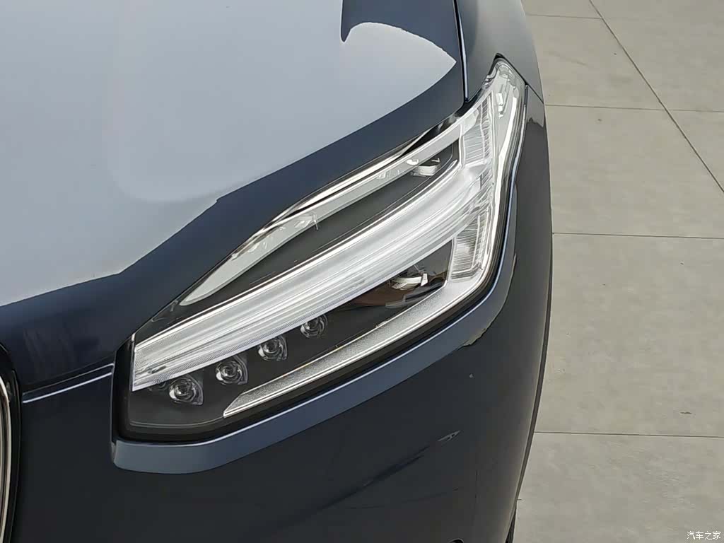 Volvo XC90, 2022 7