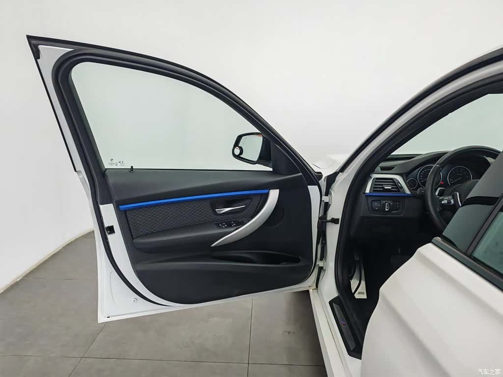 BMW 3 Series, 2018 8