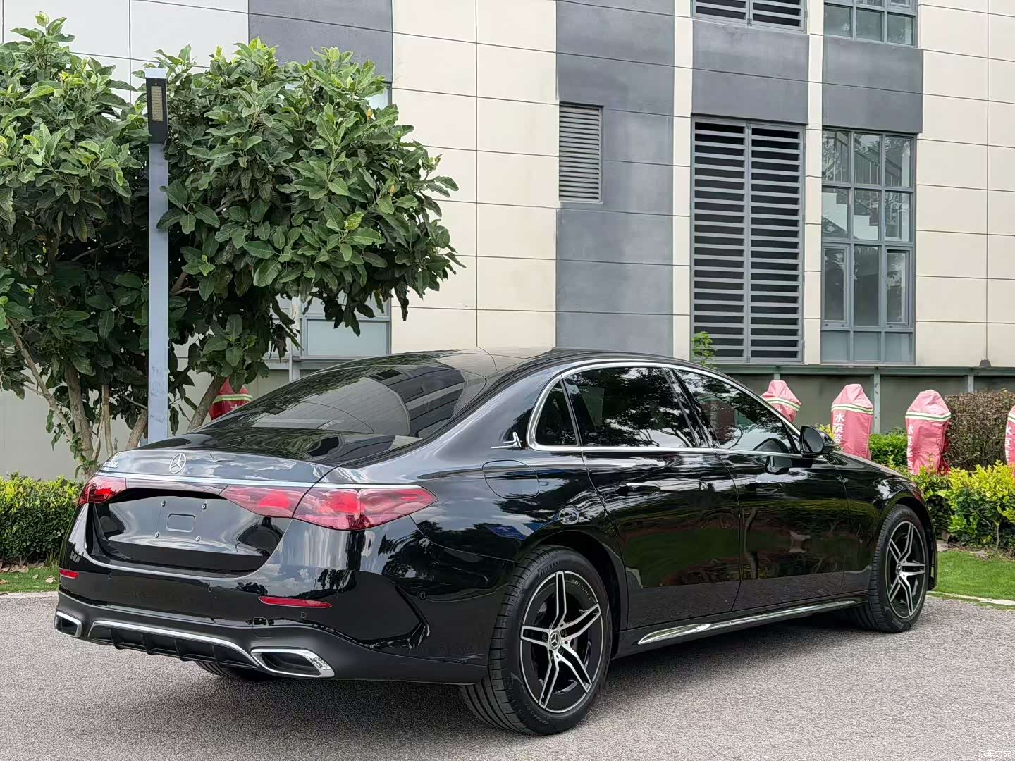 Mercedes-Benz E-Class, 2024 7