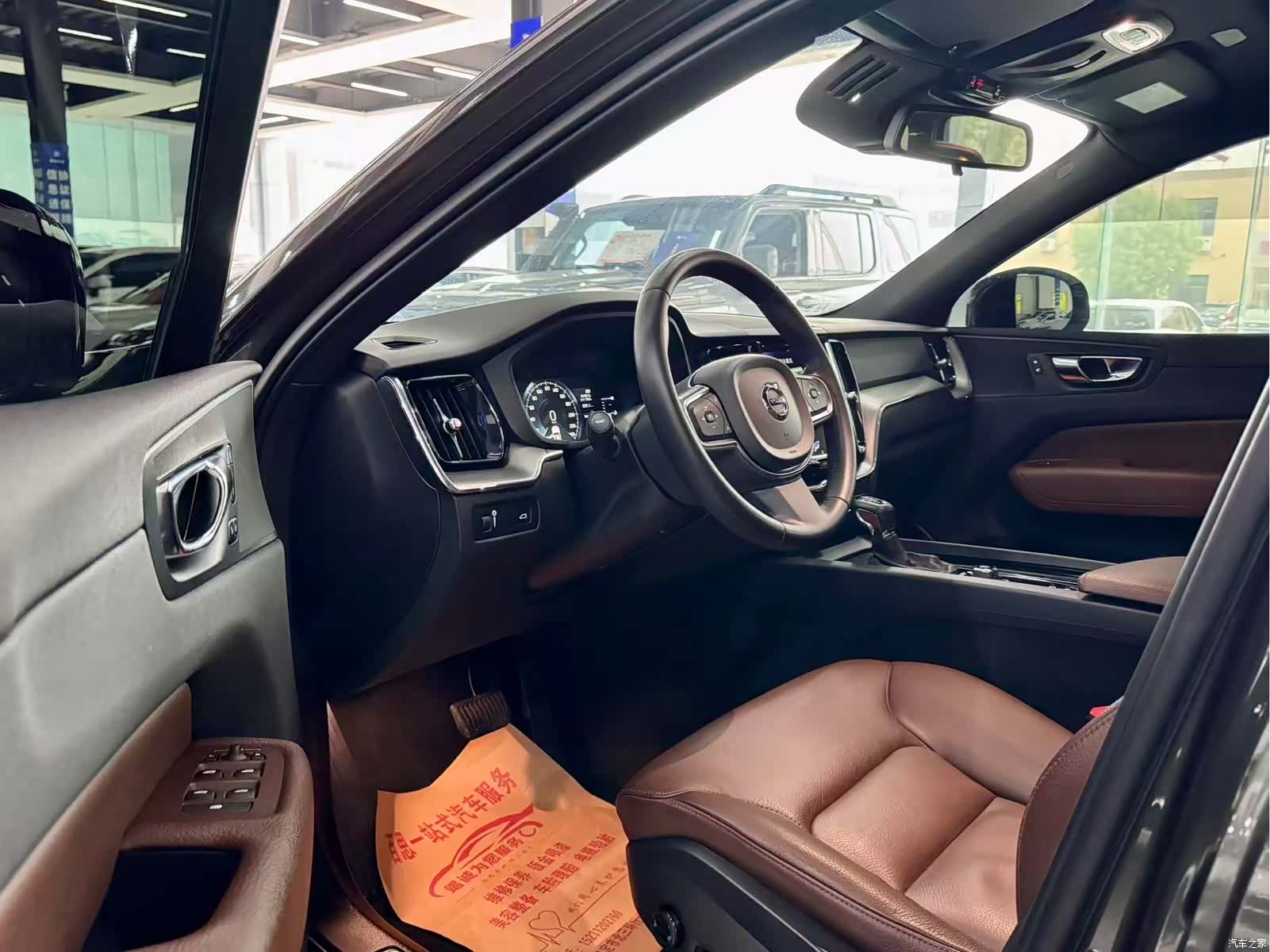 Volvo XC60, 2021 4