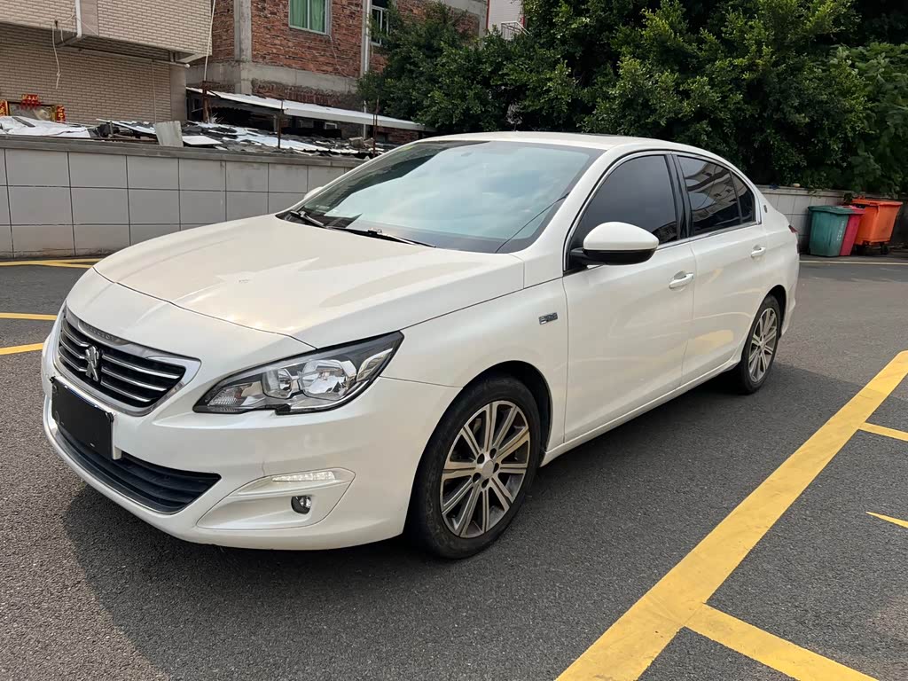 Peugeot 408