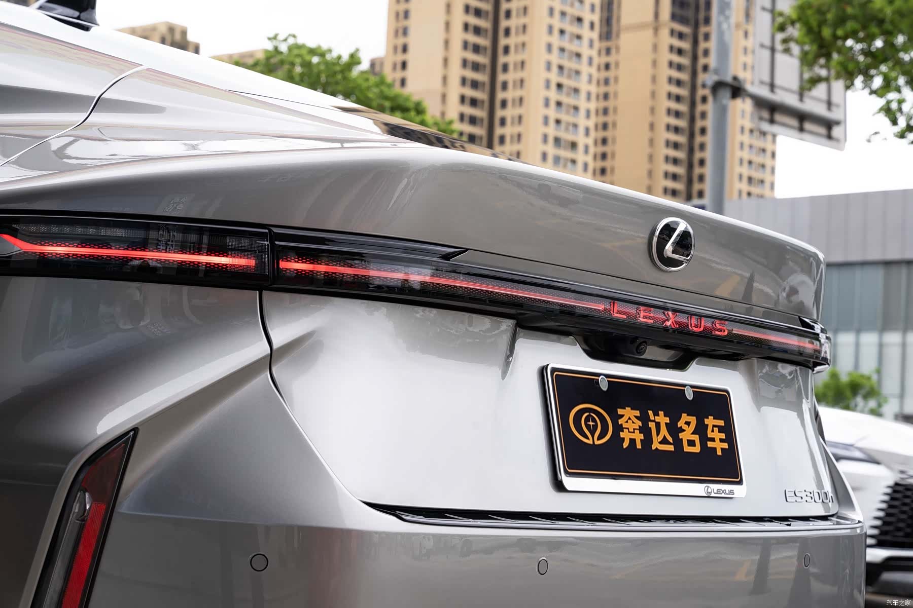 Lexus ES, 2026 7
