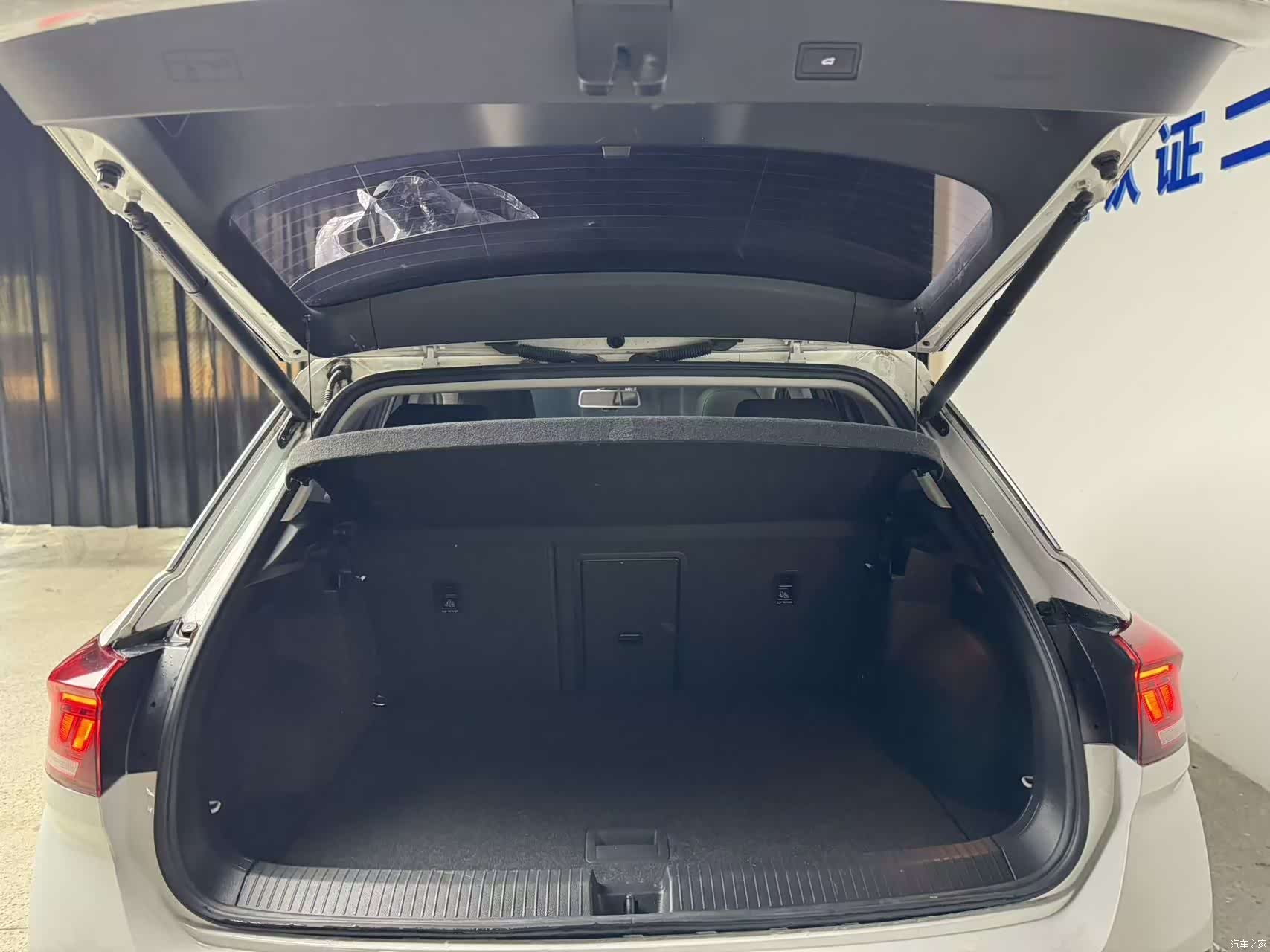 Volkswagen T-ROC, 2021 11