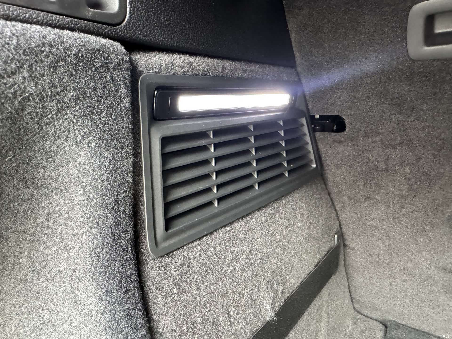 Audi Q5L, 2018 16