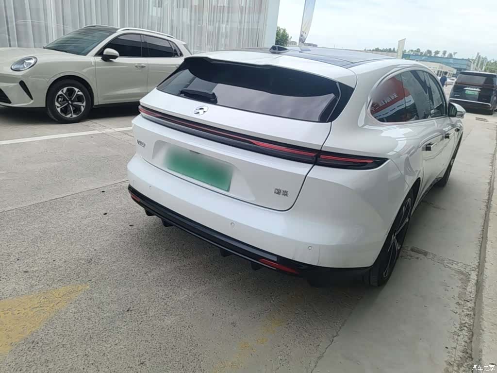 NIO ET5, 2025 все фото