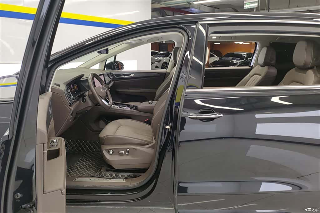 Volkswagen Viloran, 2022 9