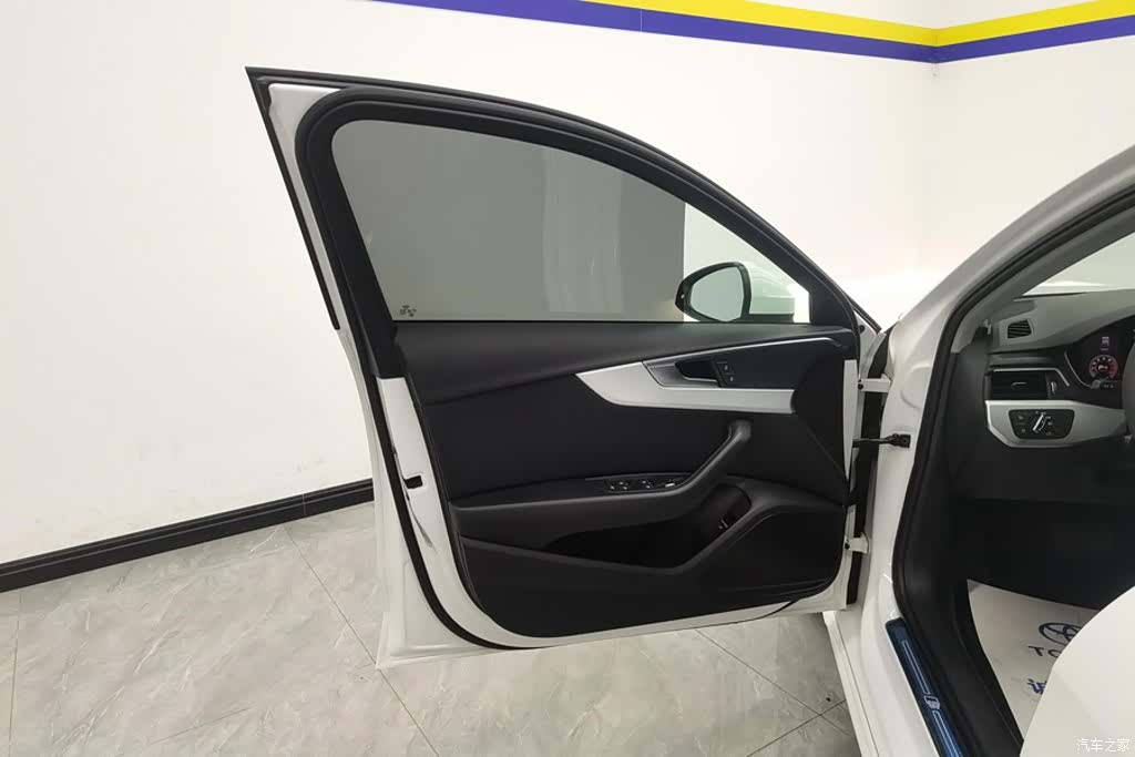 Audi A4L, 2020 7