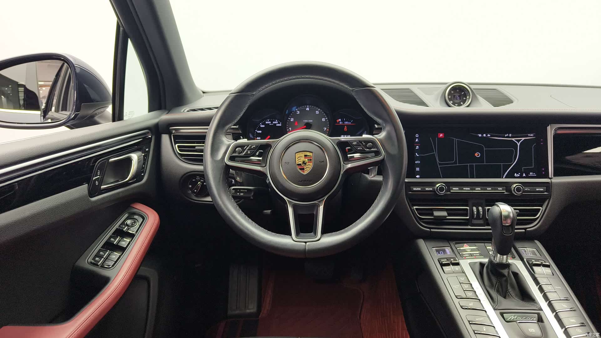 Porsche Macan, 2021 12