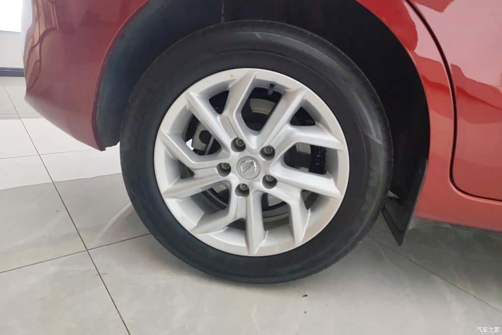 Nissan Tiida, 2024 6
