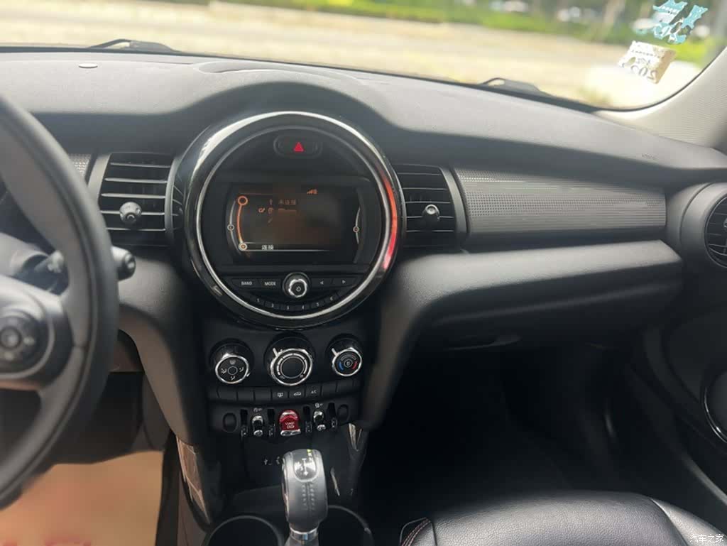 Mini Cooper, 2015 14