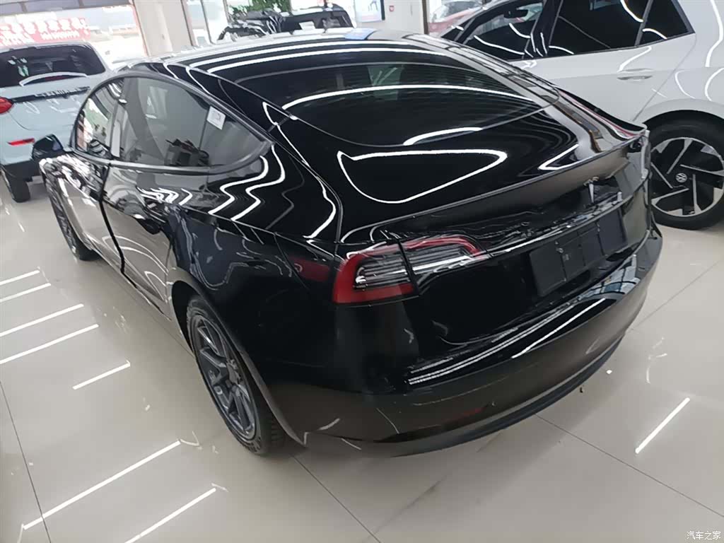 Tesla Model 3, 2021 все фото