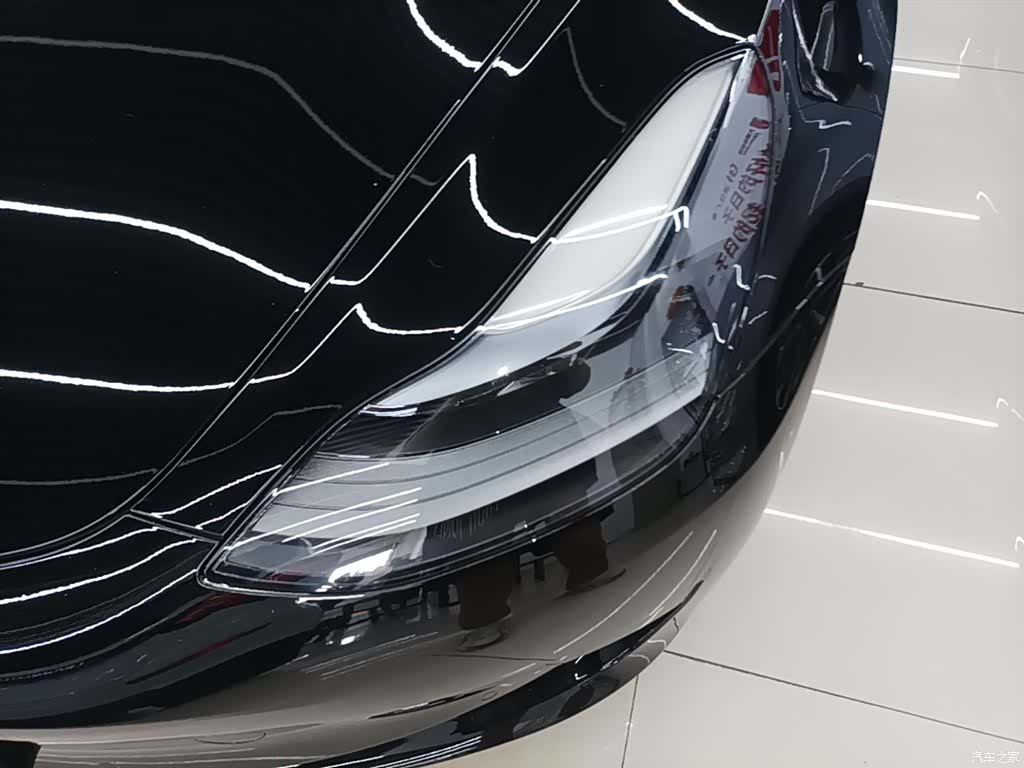 Tesla Model 3, 2021 24
