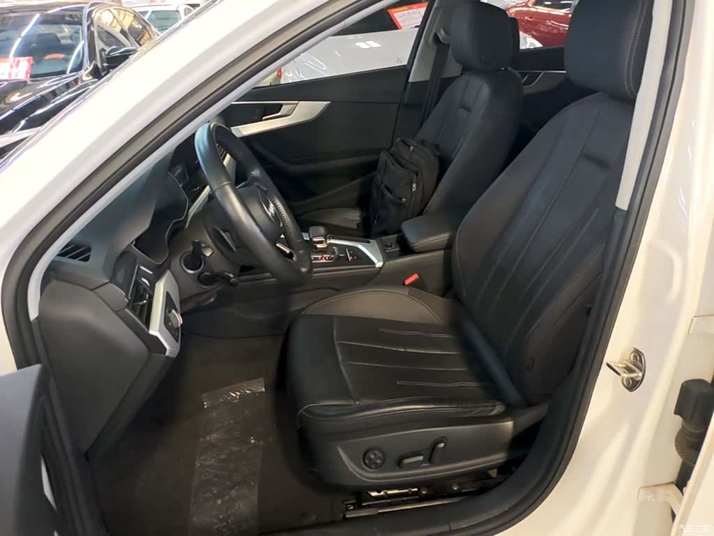 Audi A4L, 2021 15