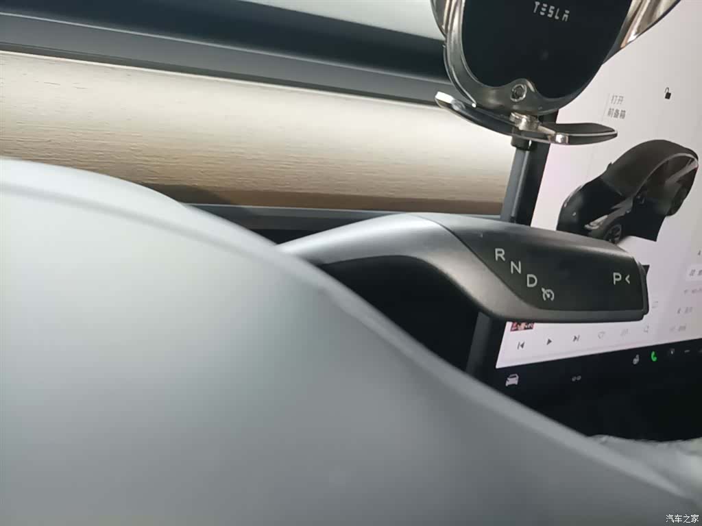 Tesla Model Y, 2021 14