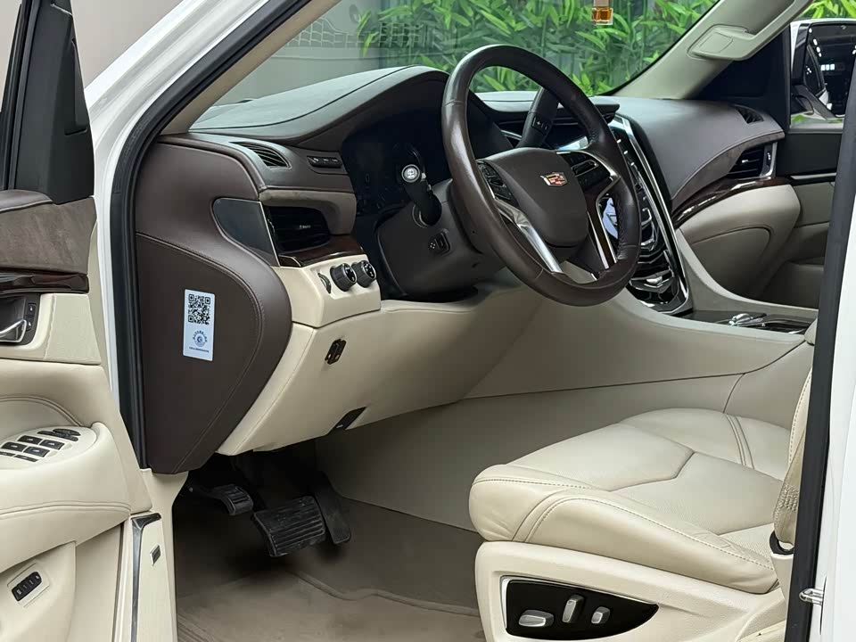 Cadillac Escalade ESCALADE