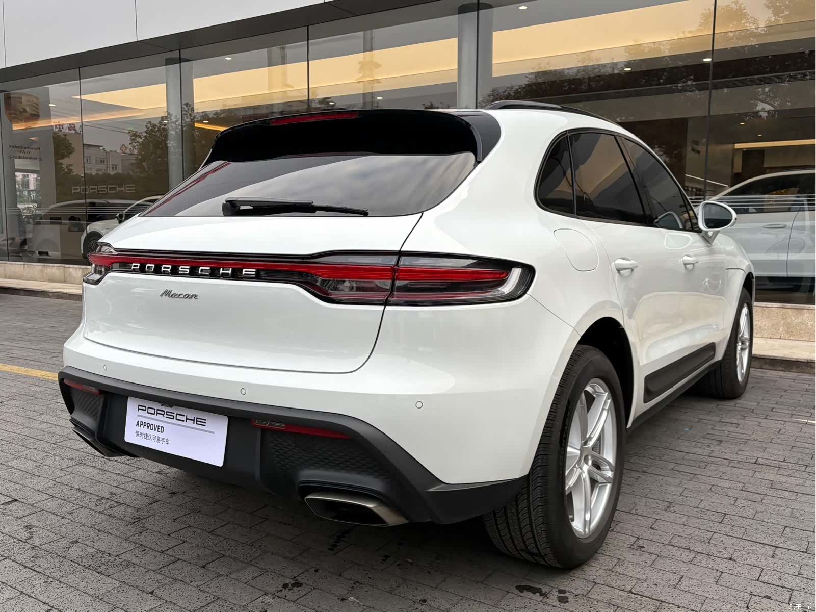 Porsche Macan, 2023 4