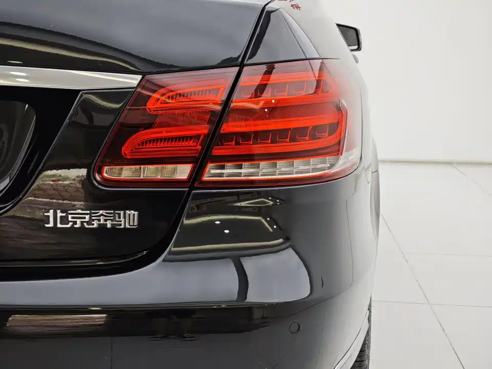 Mercedes-Benz S-class Mercedes-Benz S-class
