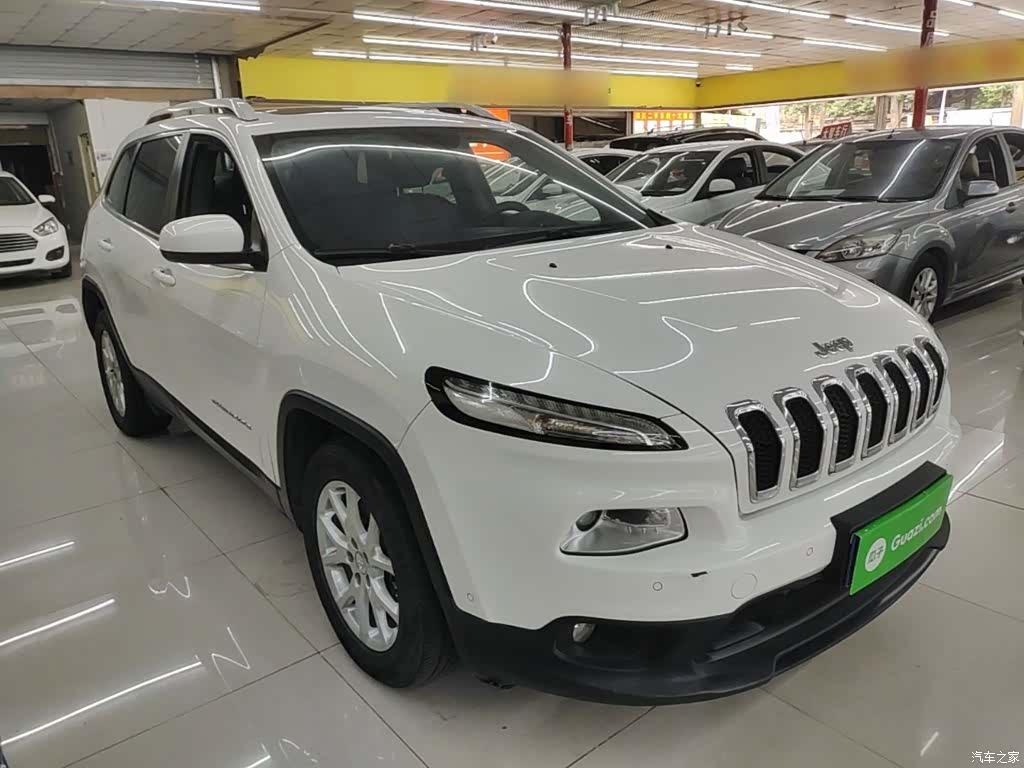 Jeep Cherokee, 2016 4