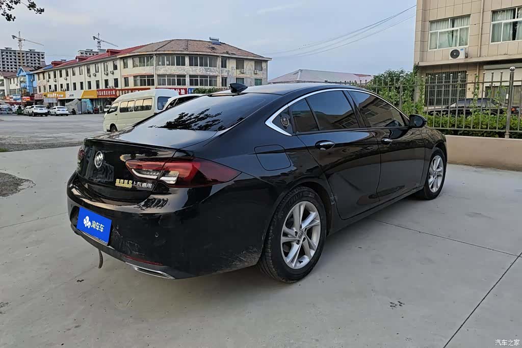 Buick Regal, 2022 3