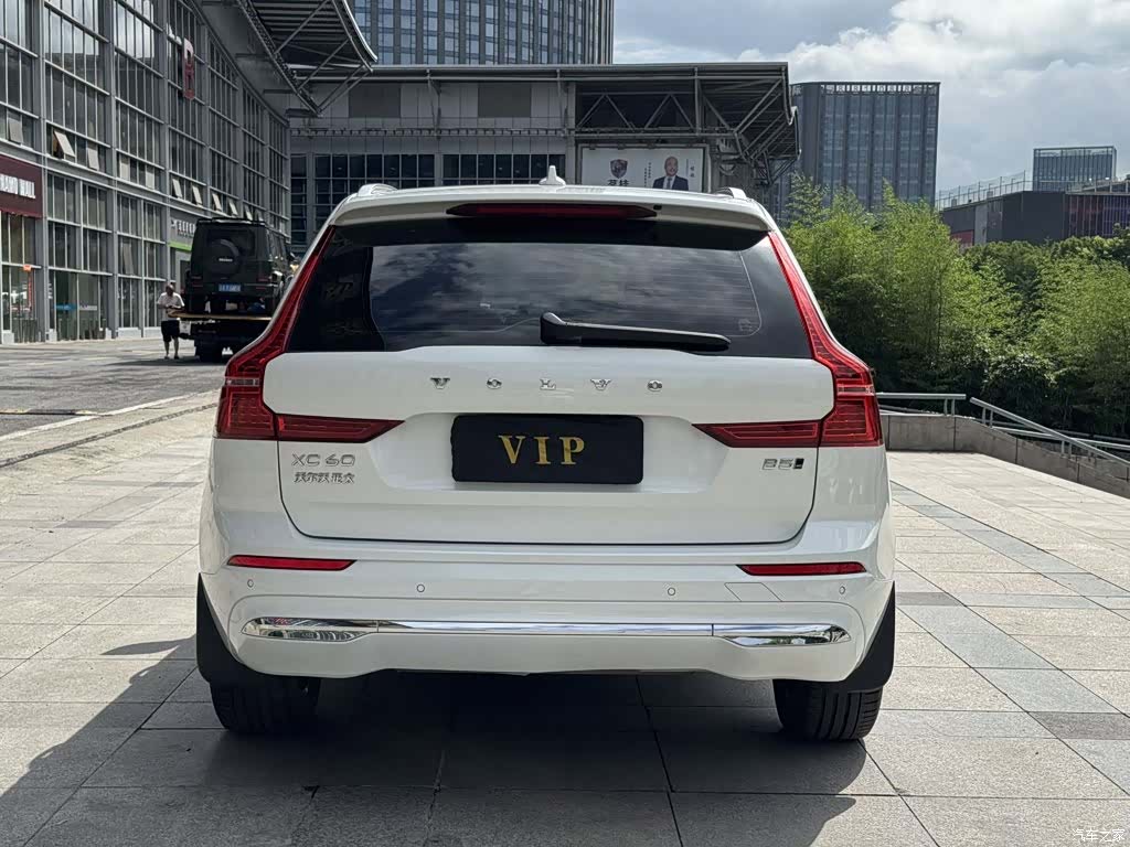 Volvo XC60, 2022 4