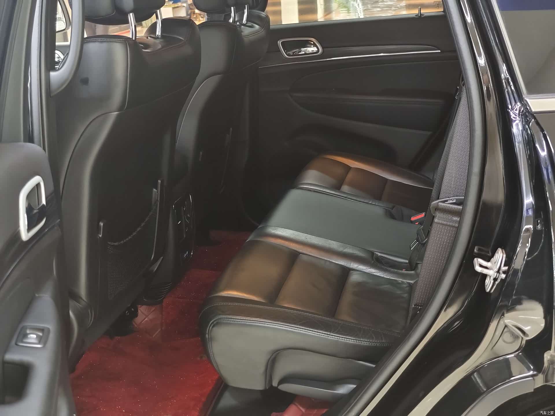 Jeep Grand Cherokee, 2021 10