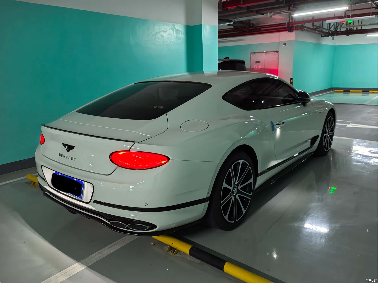 Bentley Continental GT, 2020 13