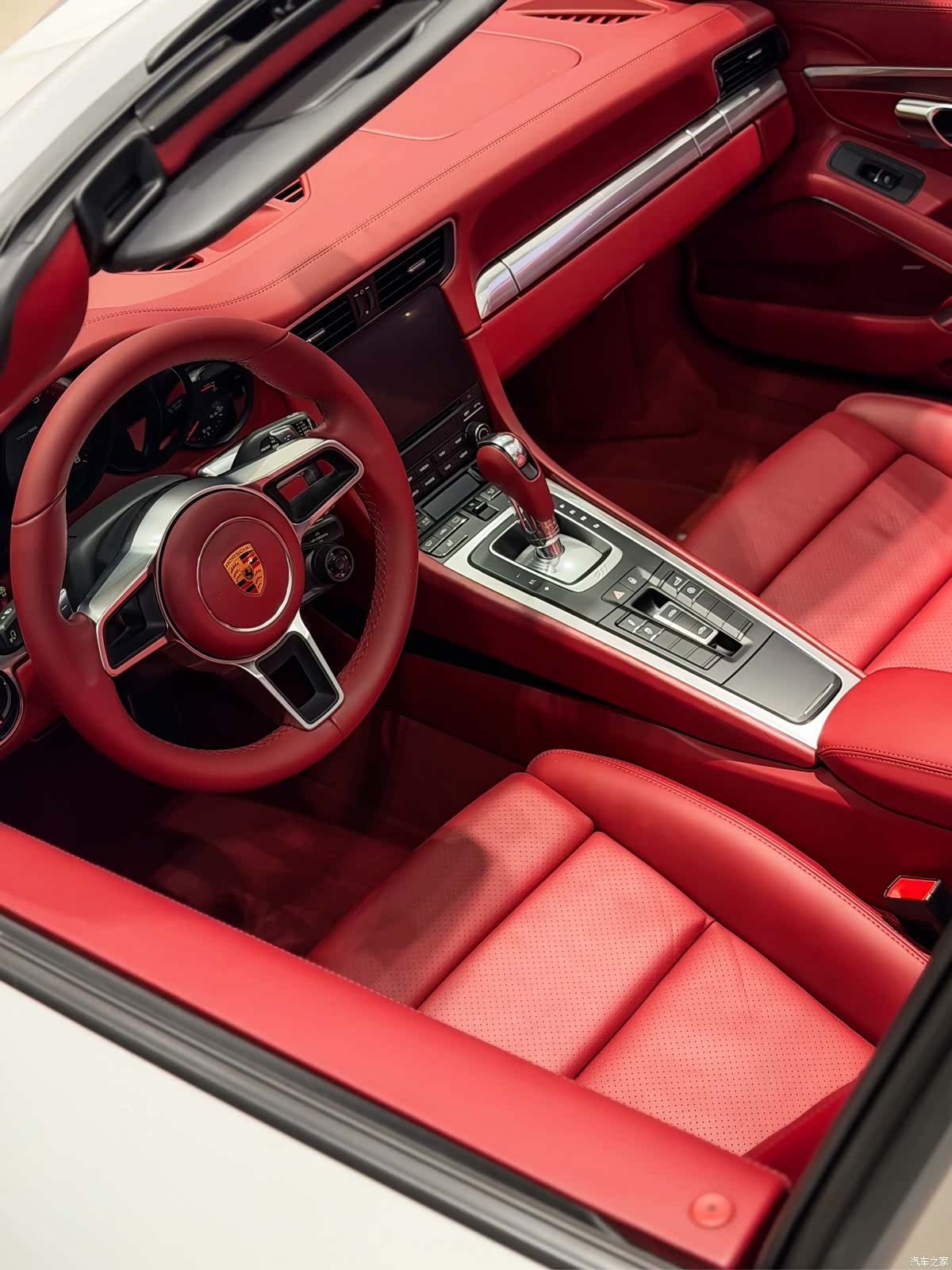 Porsche 911, 2018 6