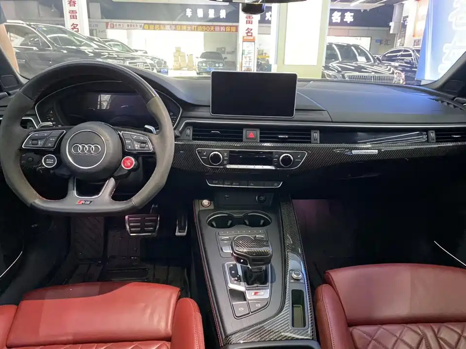 Audi S4 Audi S4