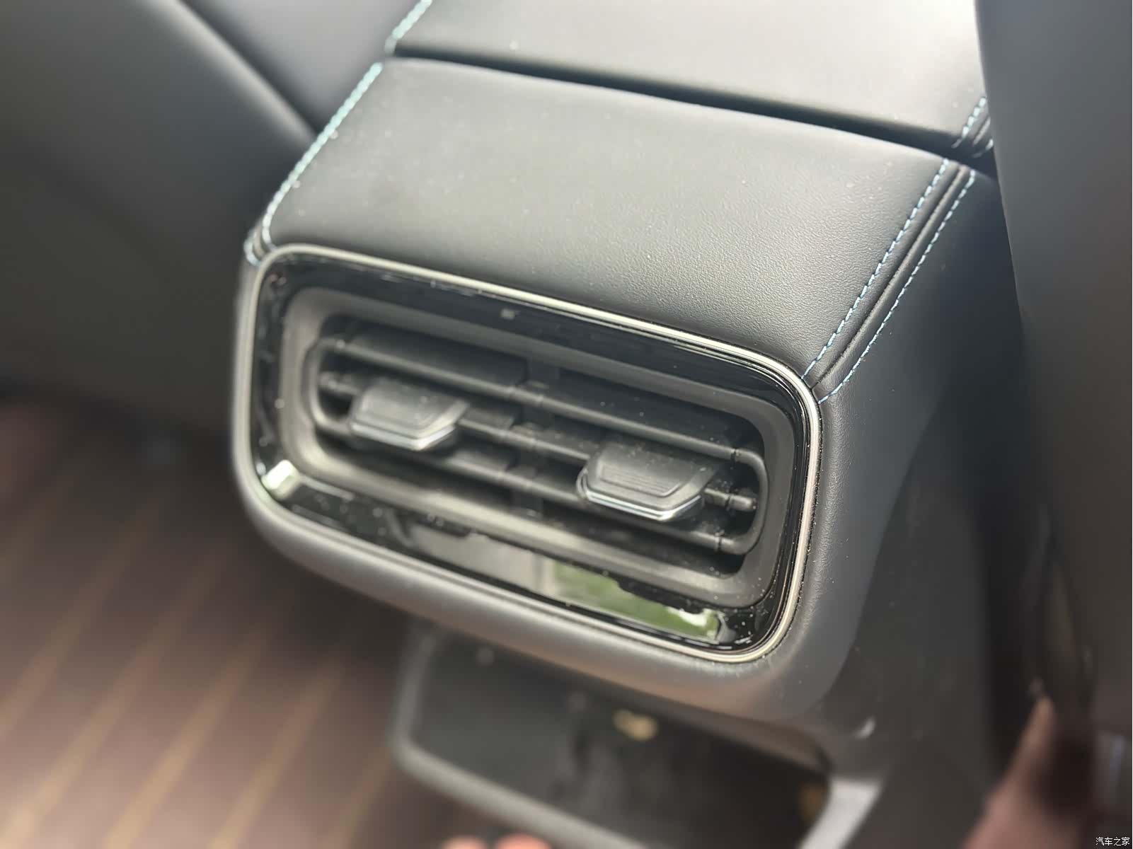 Geely Preface, 2026 16