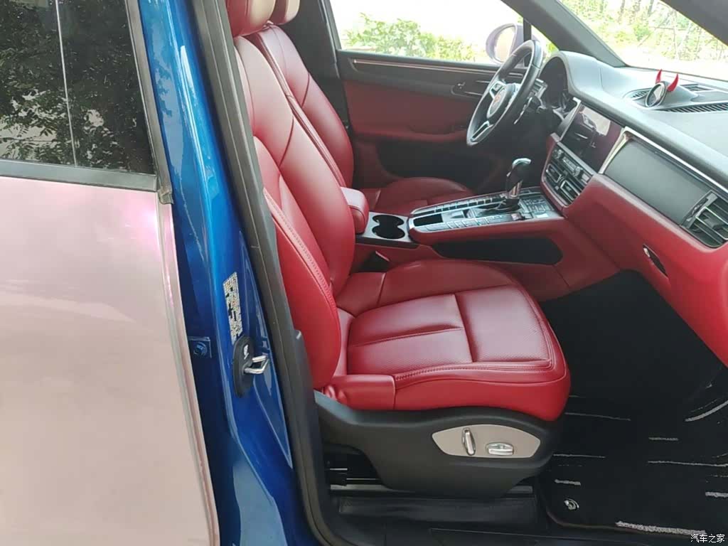 Porsche Macan, 2020 25