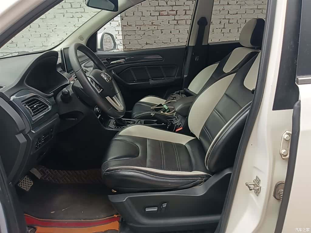BAIC M60, 2019 15