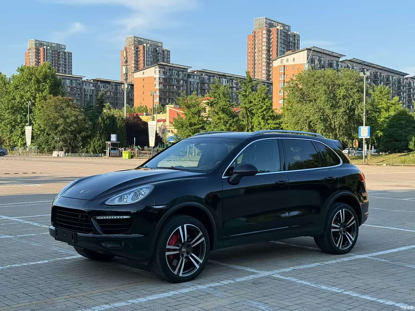 Porsche Cayenne, 2012 1