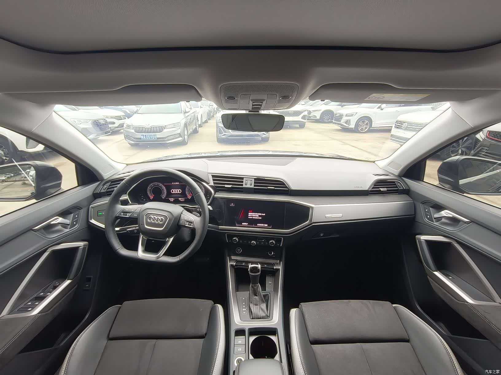 Audi Q3, 2022 6