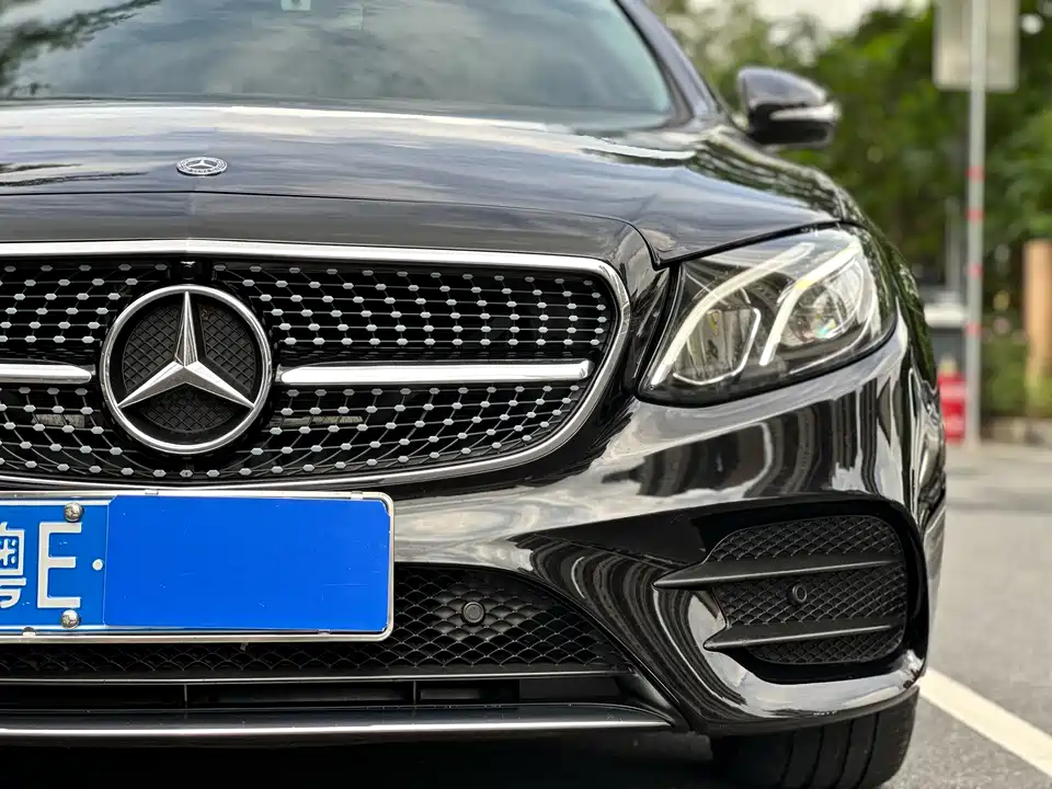 Mercedes-Benz E-class Mercedes-Benz E-class