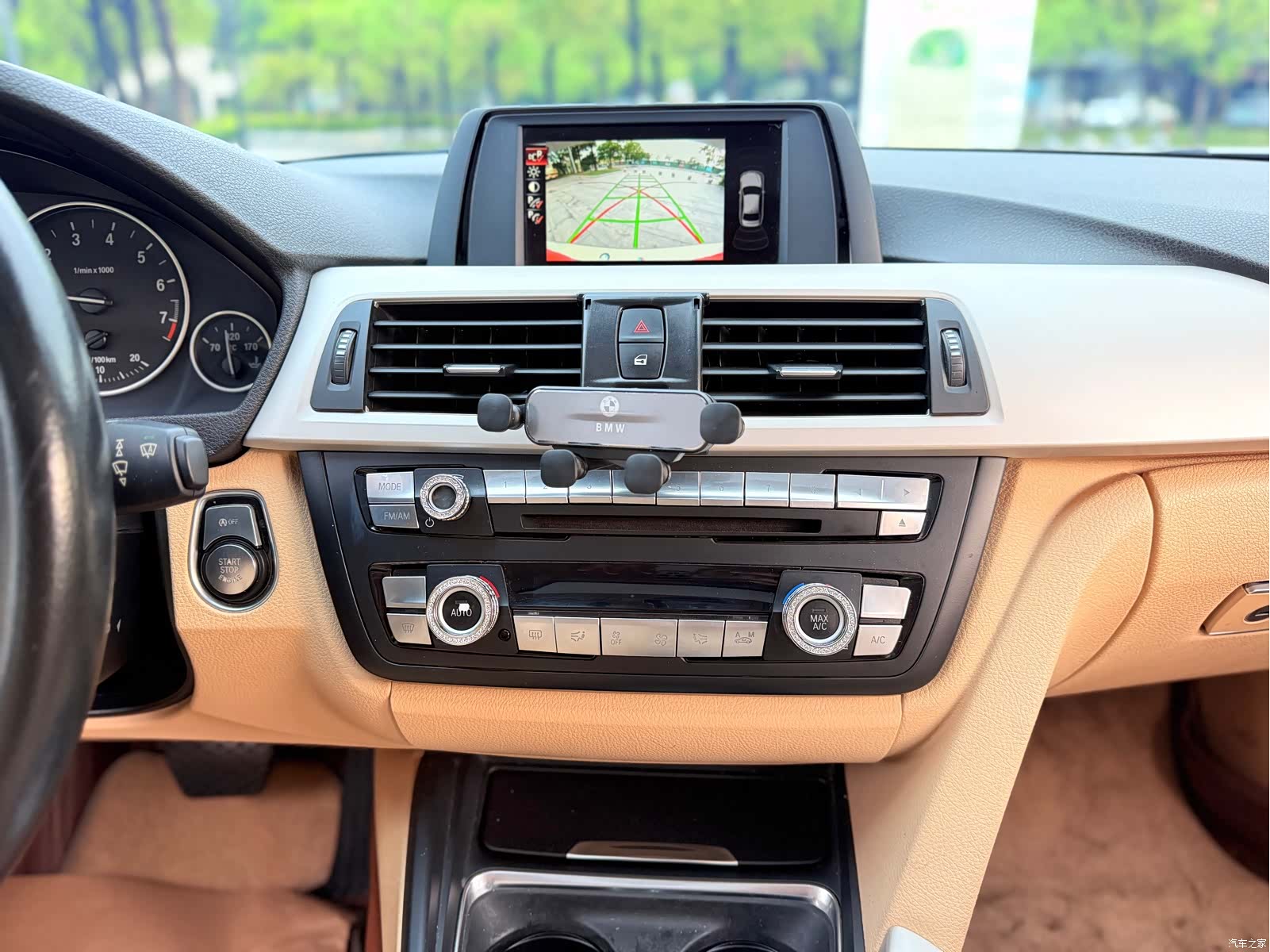 BMW 3 Series, 2015 14