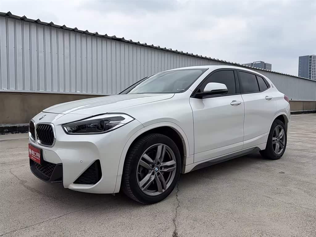 BMW X2