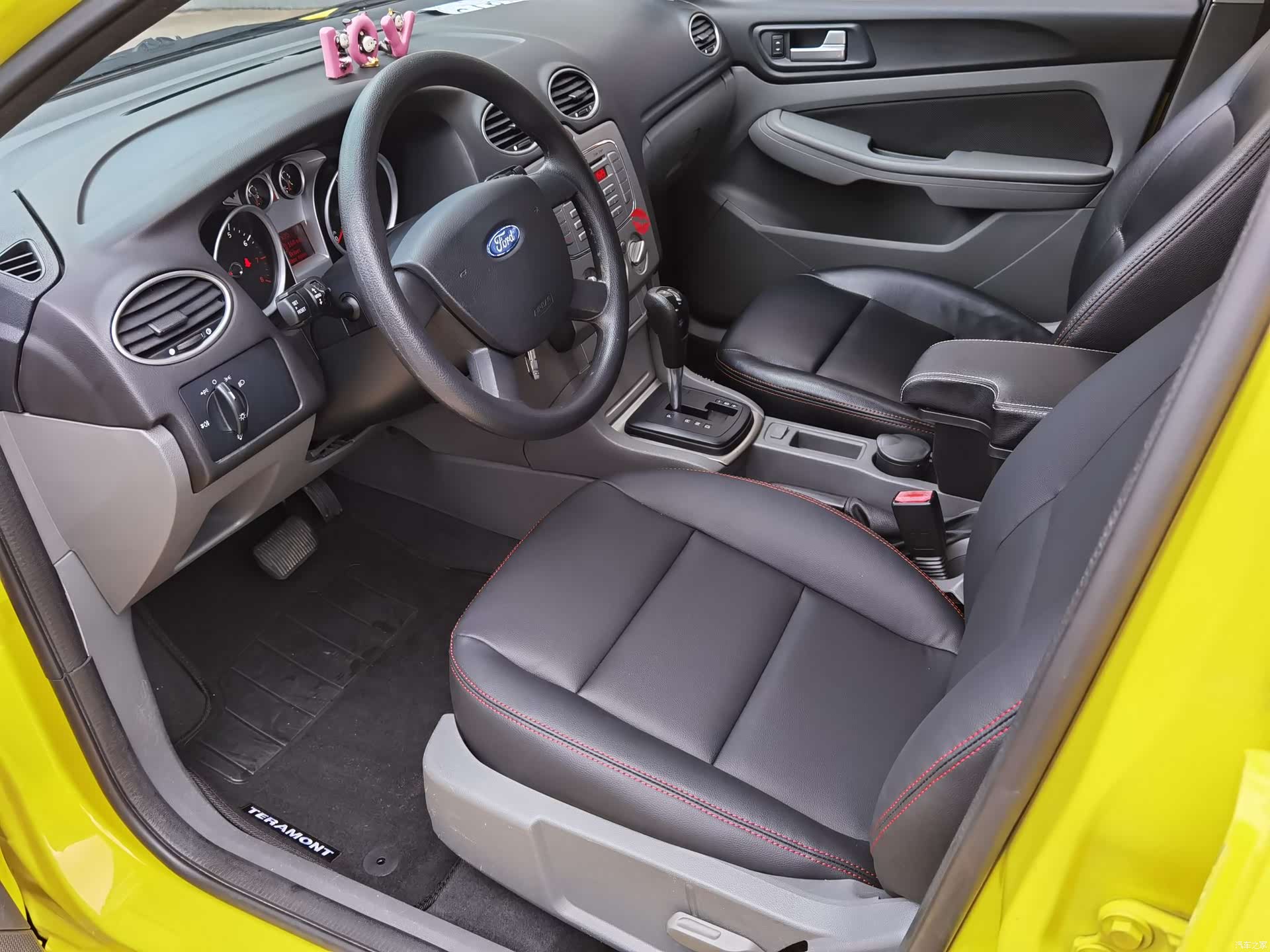 Ford Focus, 2014 9