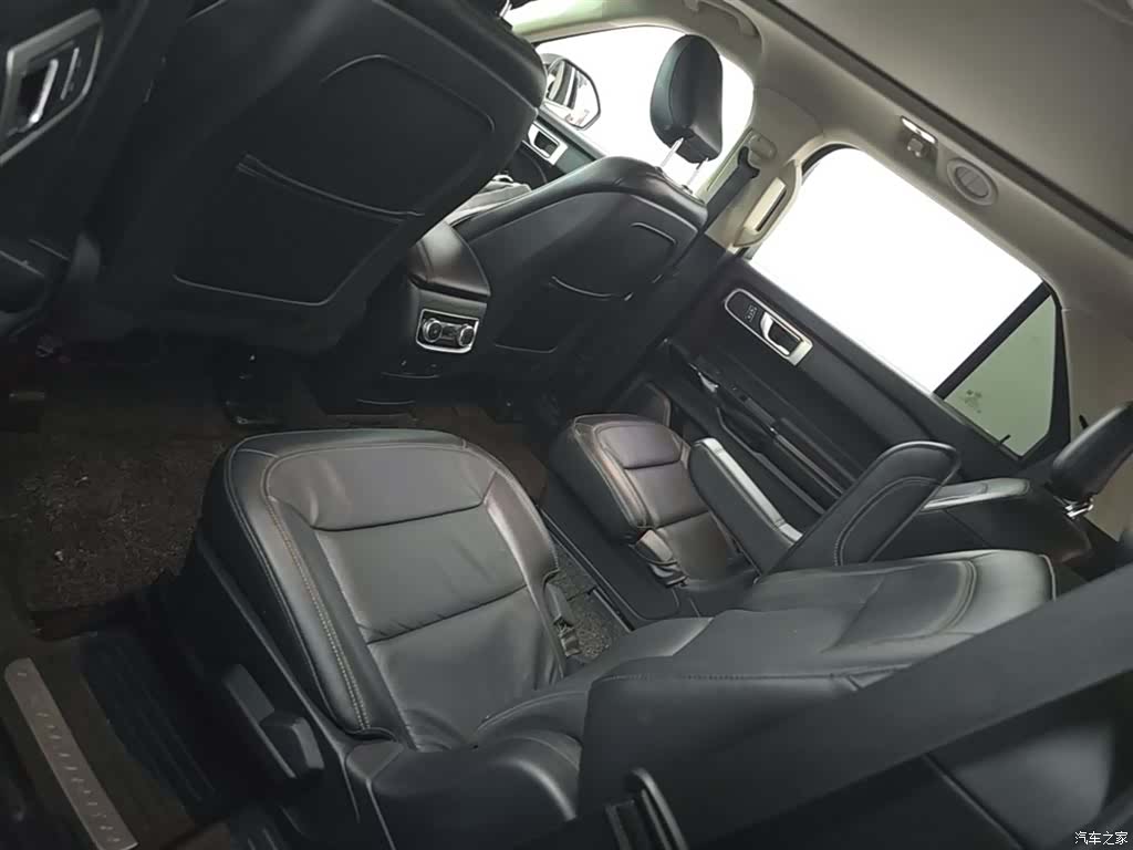 Ford Explorer, 2020 17