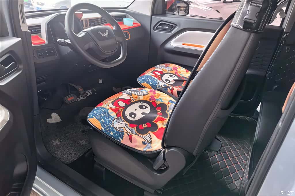 Wuling MINIEV, 2021 9