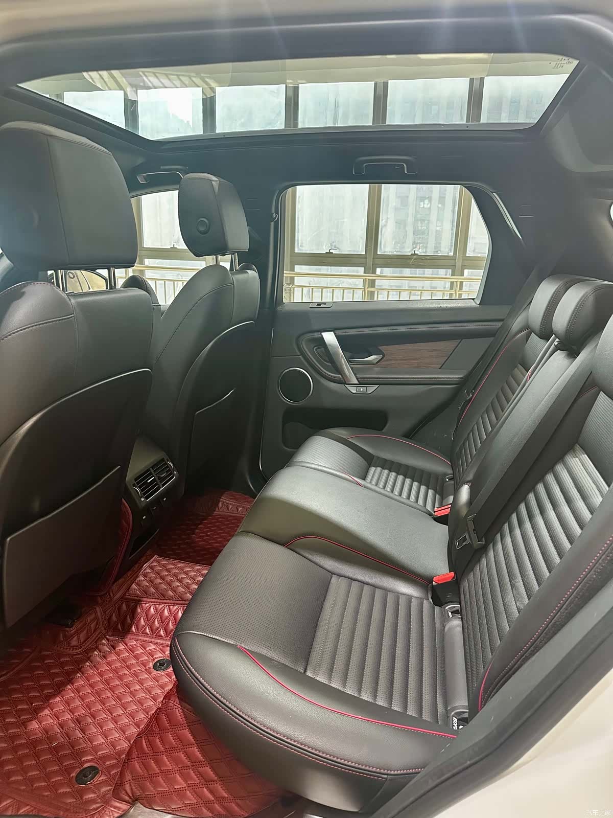 Land Rover Discovery, 2020 10